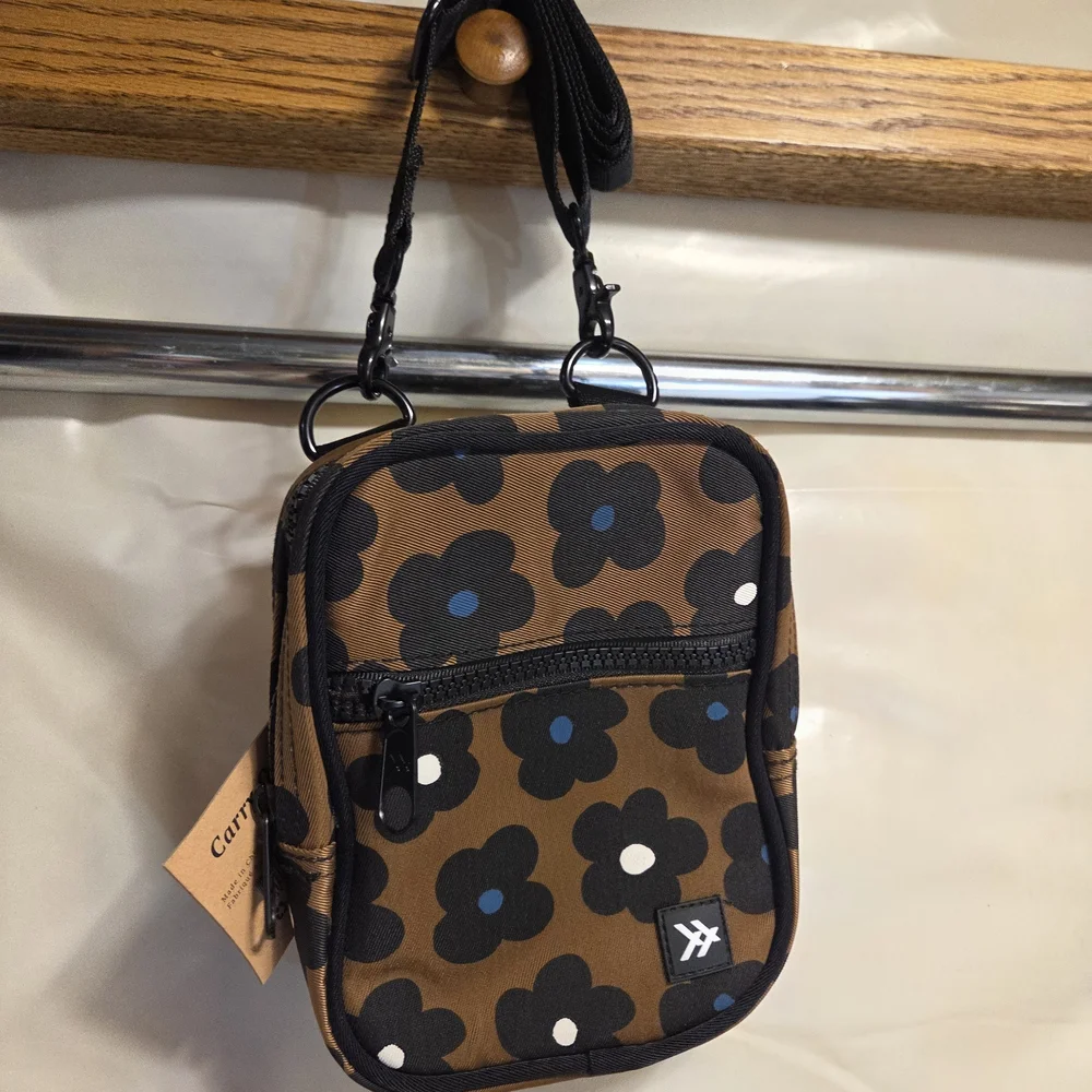 Trendy Brown Crossbody Bag with Floral Design - Picture 3 of 5